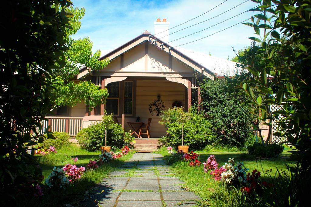 Hotel Avonleigh คาทุมบา ภายนอก รูปภาพ