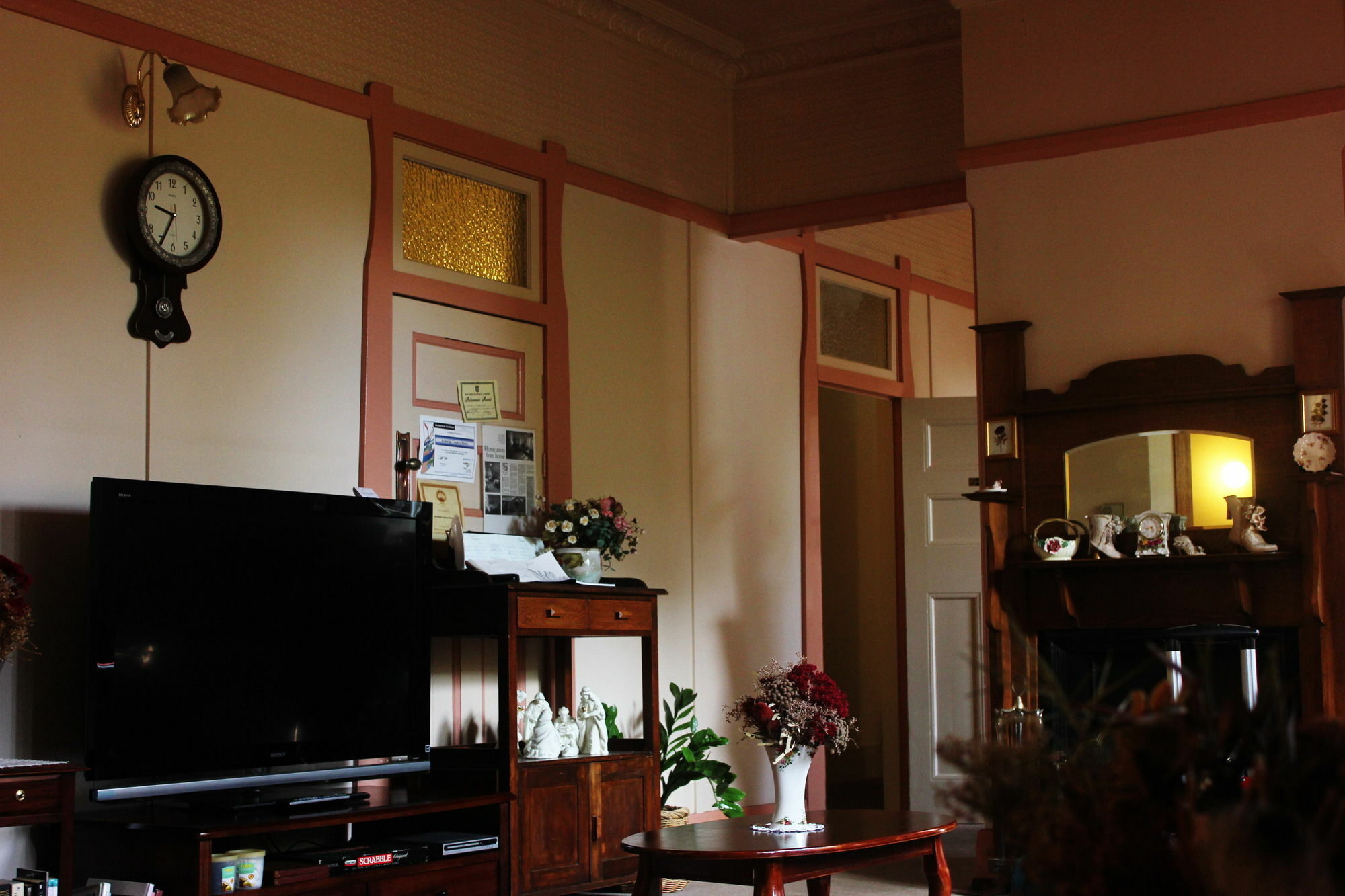 Hotel Avonleigh คาทุมบา ภายนอก รูปภาพ
