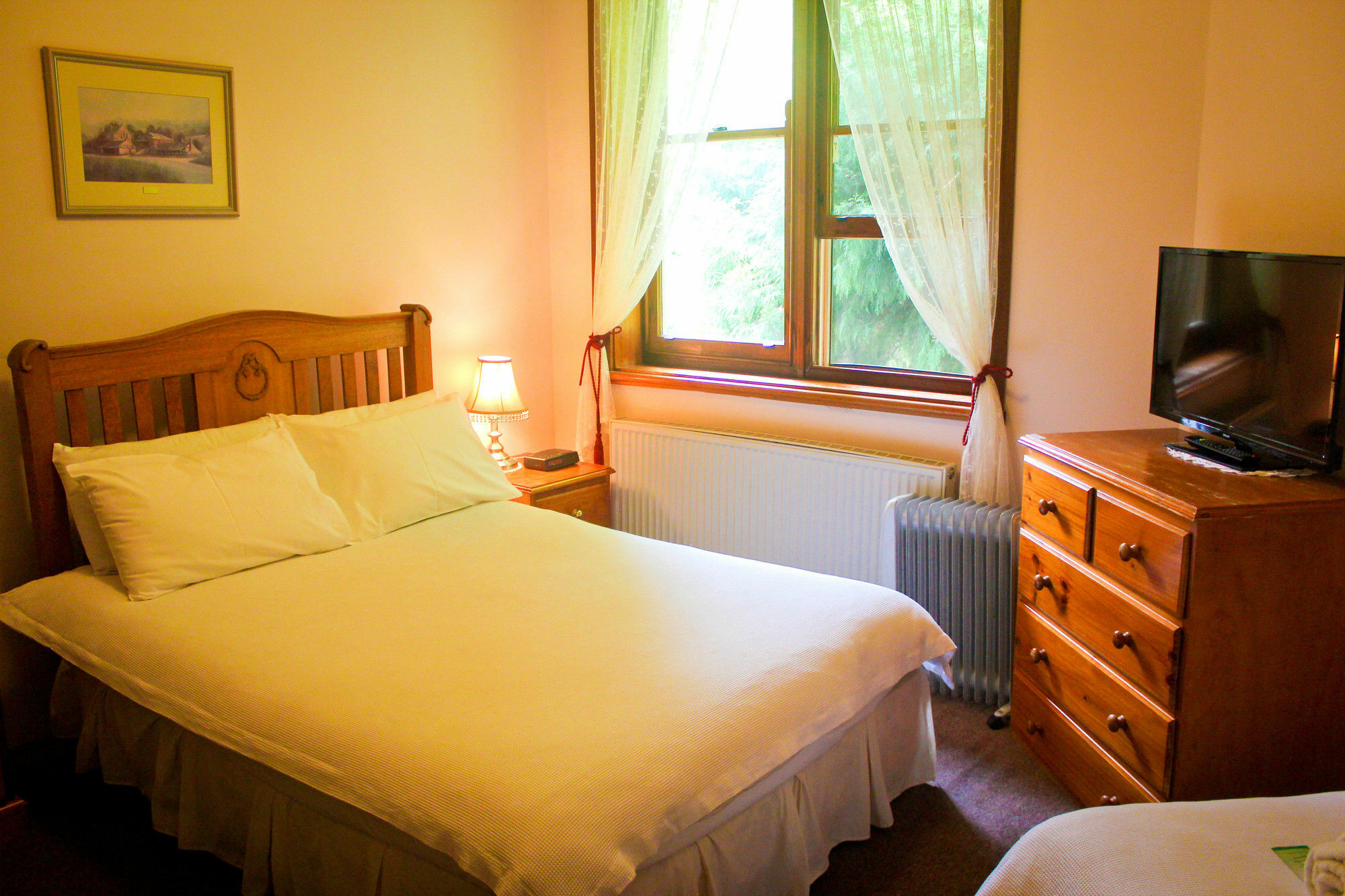 Hotel Avonleigh คาทุมบา ภายนอก รูปภาพ